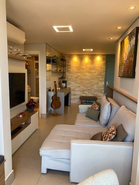 Apartamento à venda em Campinas, Taquaral, com 2 quartos, com 70 m²